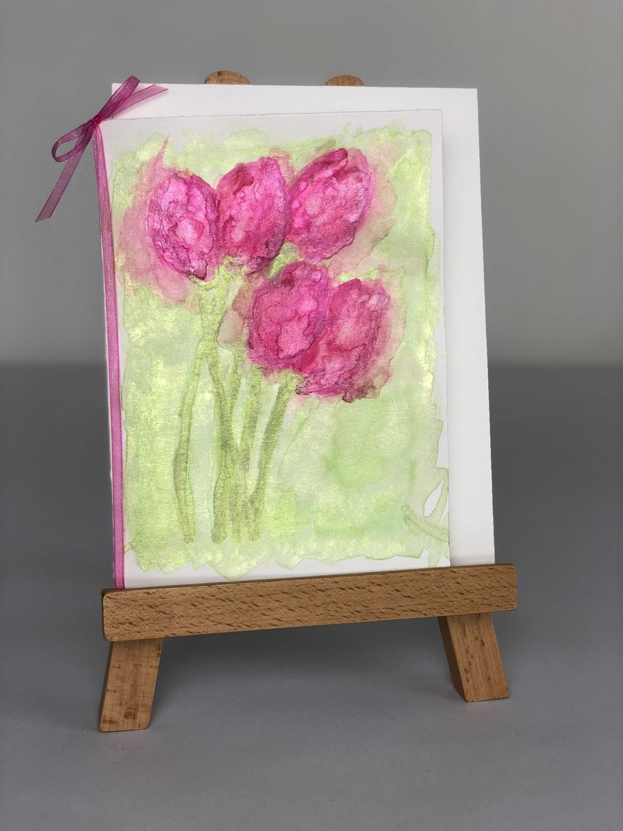 Fünf rosa Tulpen